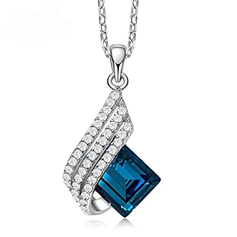 Elara Luminescence Jewelry Set | White Gold