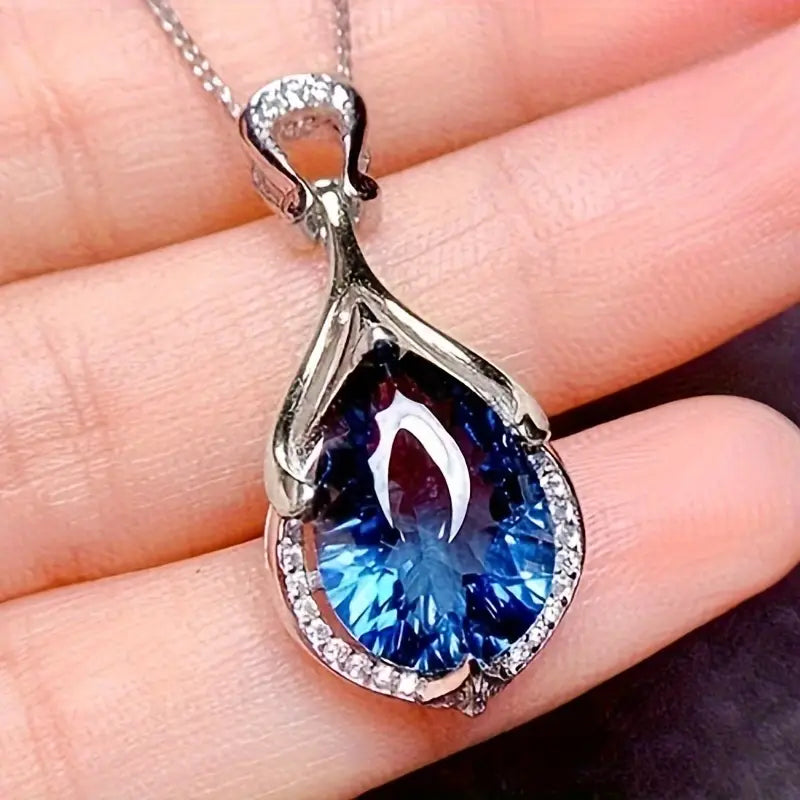 Celestia Luminara Necklace | White Gold