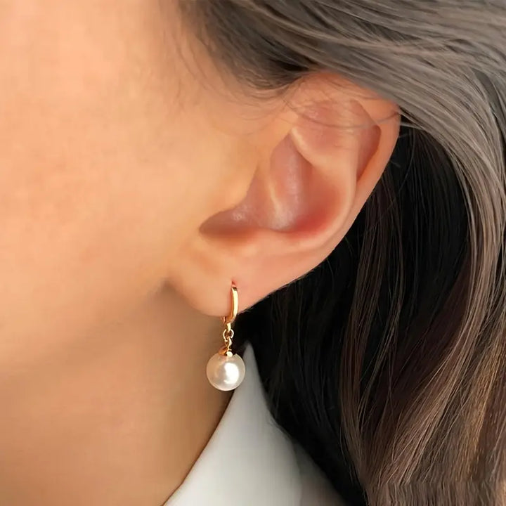 Radiant Elegance Pearl Jewelry Set | Gold