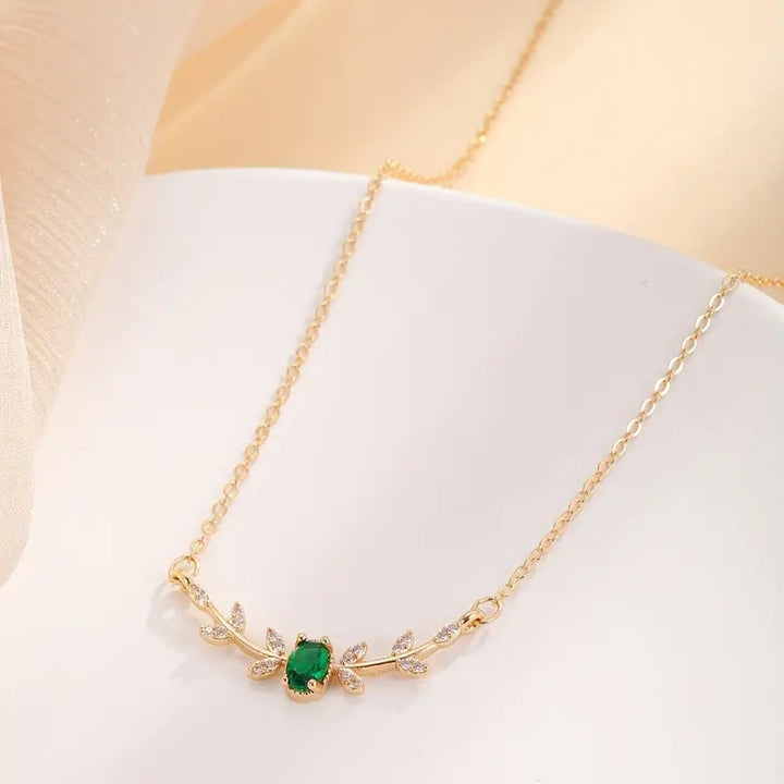 Elara Valmorin Necklace | Gold