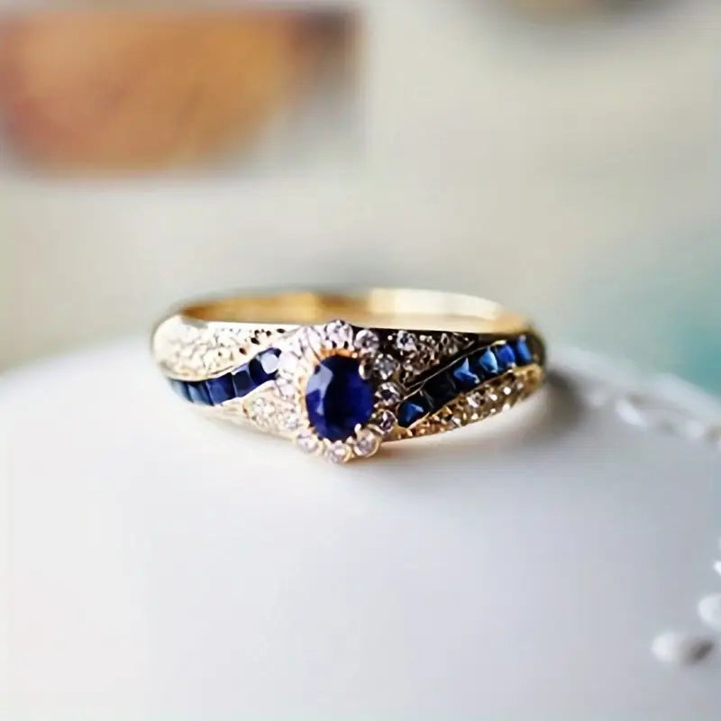 Celestia Vespera Ring | Gold