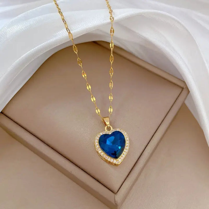 Celeste Amara Necklace | Gold