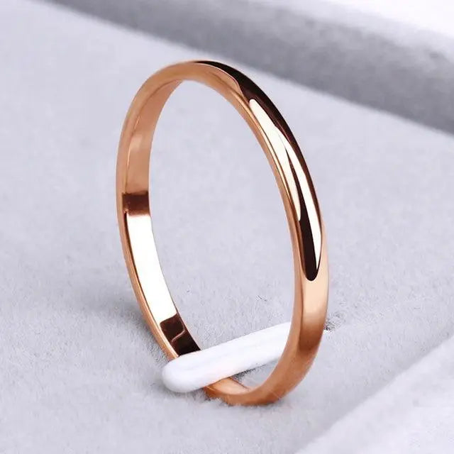 Elegant band crafted from gold and silver