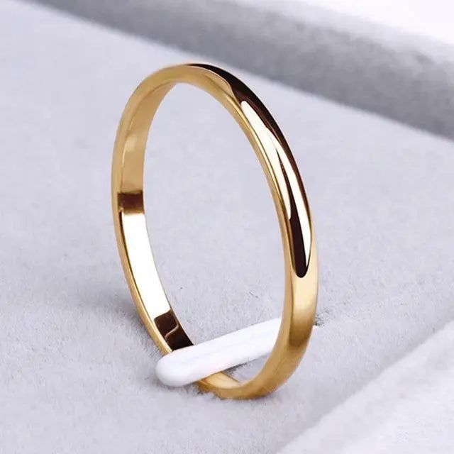 Elegant band crafted from gold and silver
