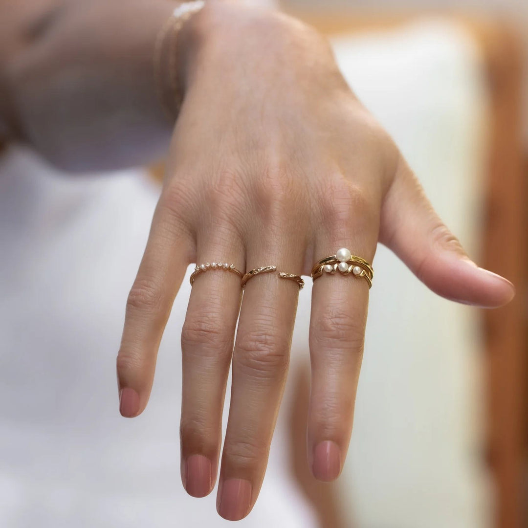 Layered Luminous Pearl Ring