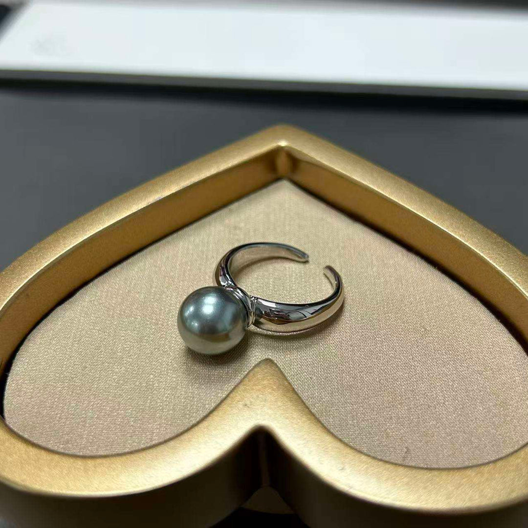 Classic Pearl Angular Band