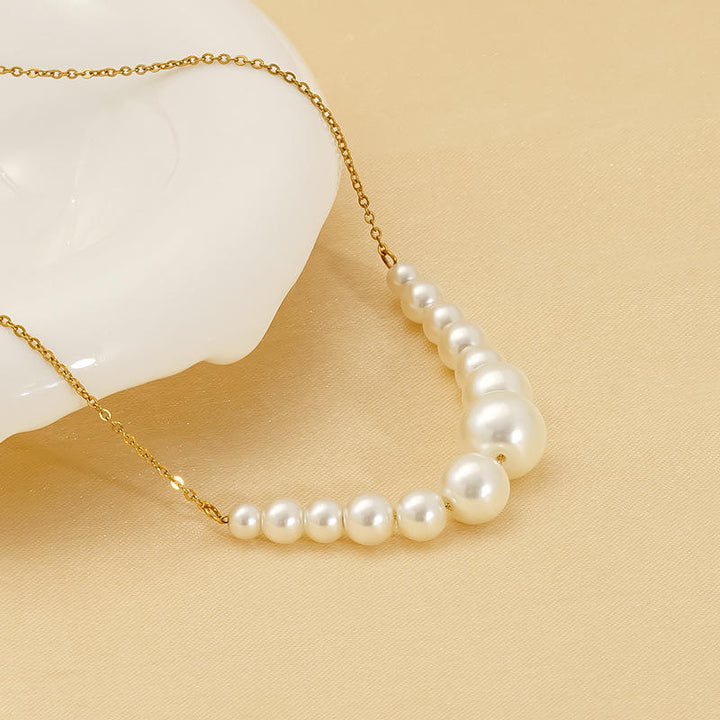 Elegant Pearl Pendant Necklace