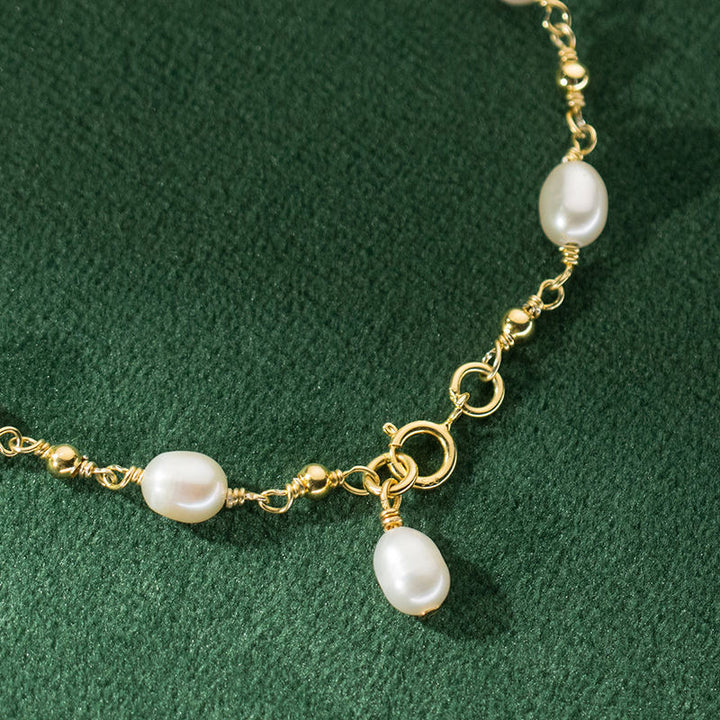 Classic Pearl Beaded Bracelet