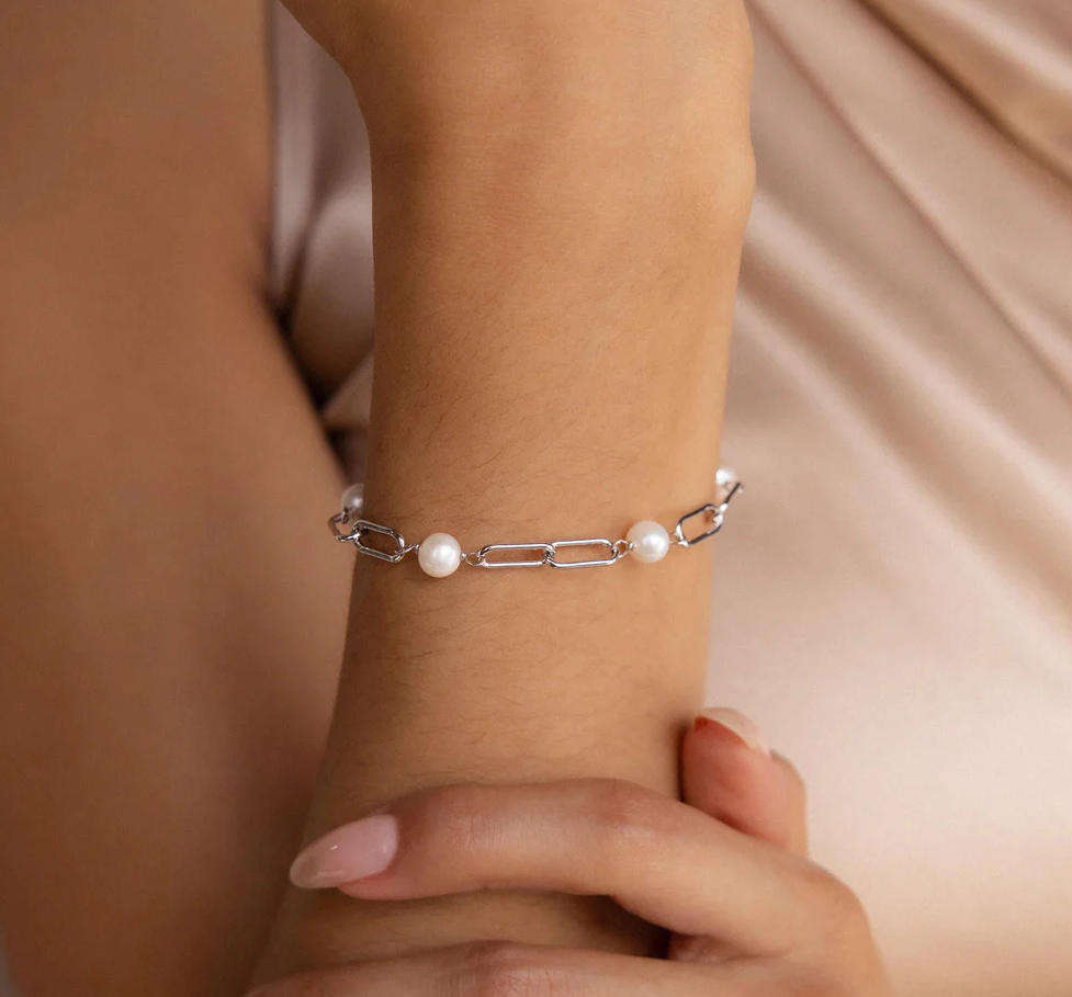 Classic White Pearl Crystal Link Bracelet