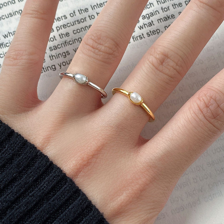 Elegant Baroque Pearl Band