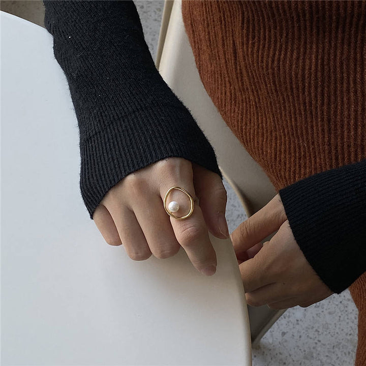 Abstract Pearl Band