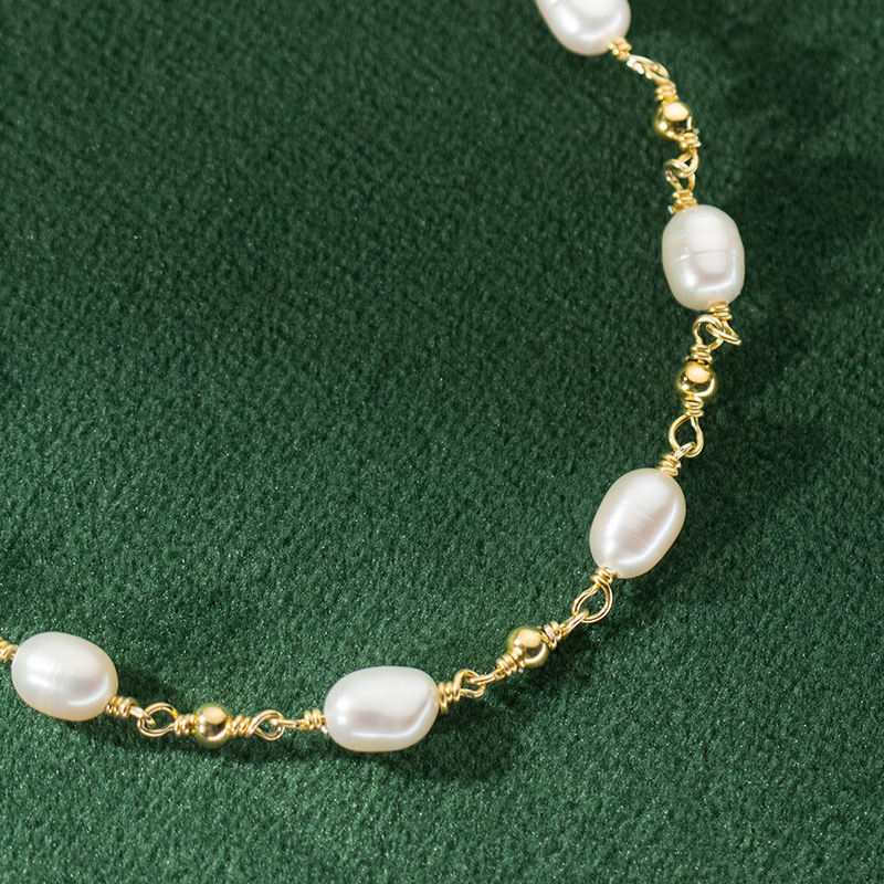 Classic Pearl Beaded Bracelet