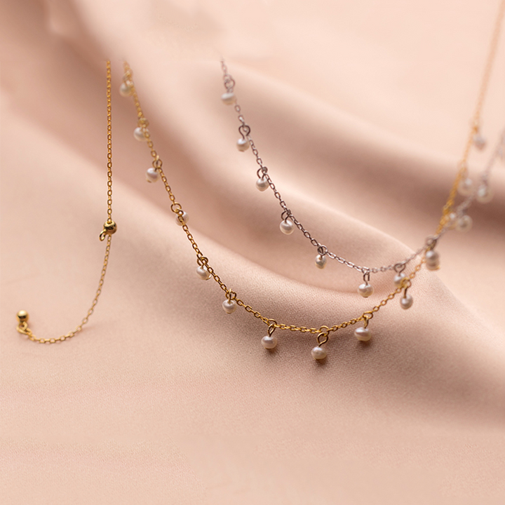 Classic Pearl Choker