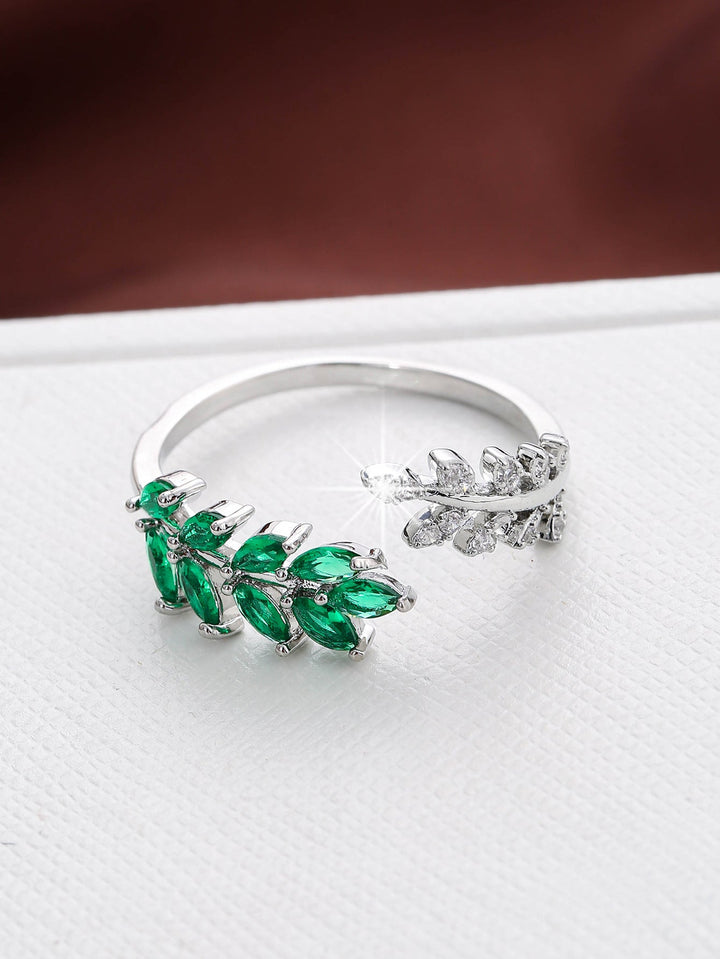Vivara Elara Ring | White Gold