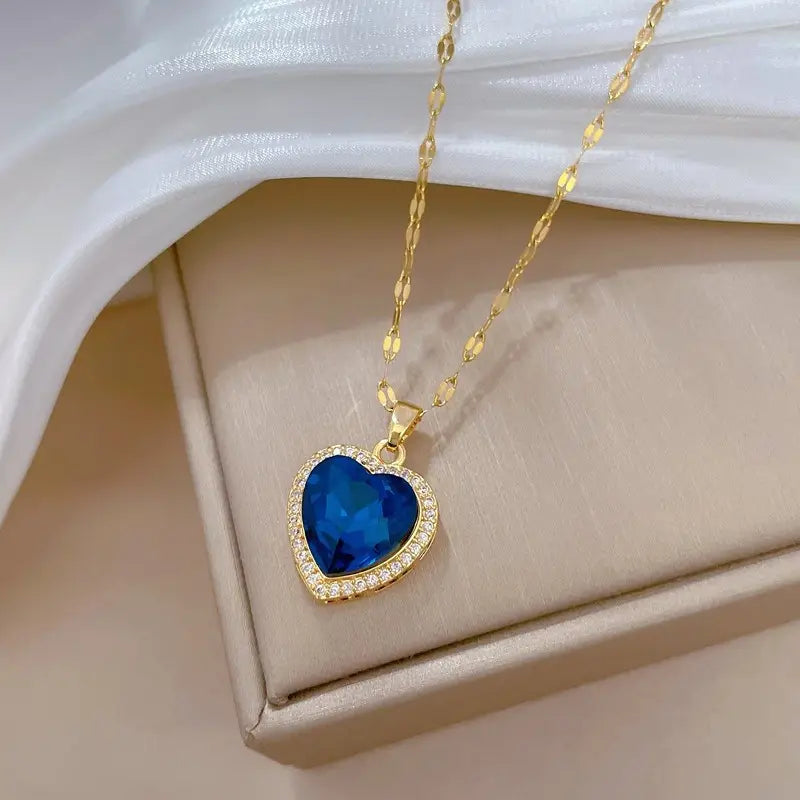 Celeste Amara Necklace | Gold