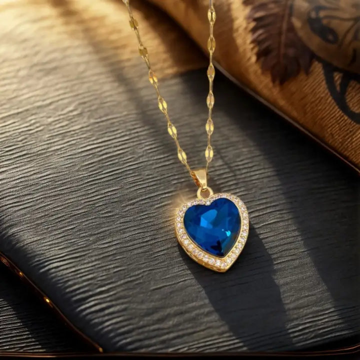 Celeste Amara Necklace | Gold
