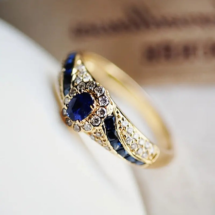 Celestia Vespera Ring | Gold
