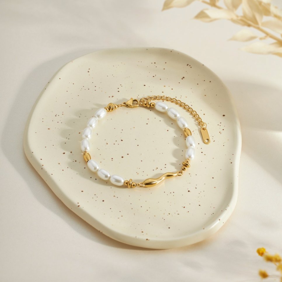 Radiant Ocean Pearl Bracelet